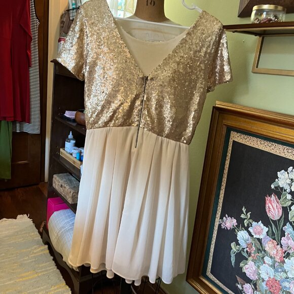 Forever 21 Gold Sequin Dress Size L - Picture 12 of 12